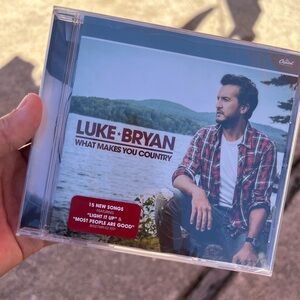 Luke Bryan “What Makes You Country” CD. SEALED.